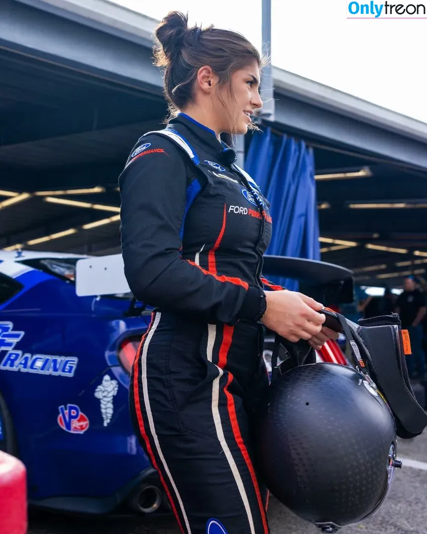 Hailie Deegan nude photo #0056 (hailiedeegan)