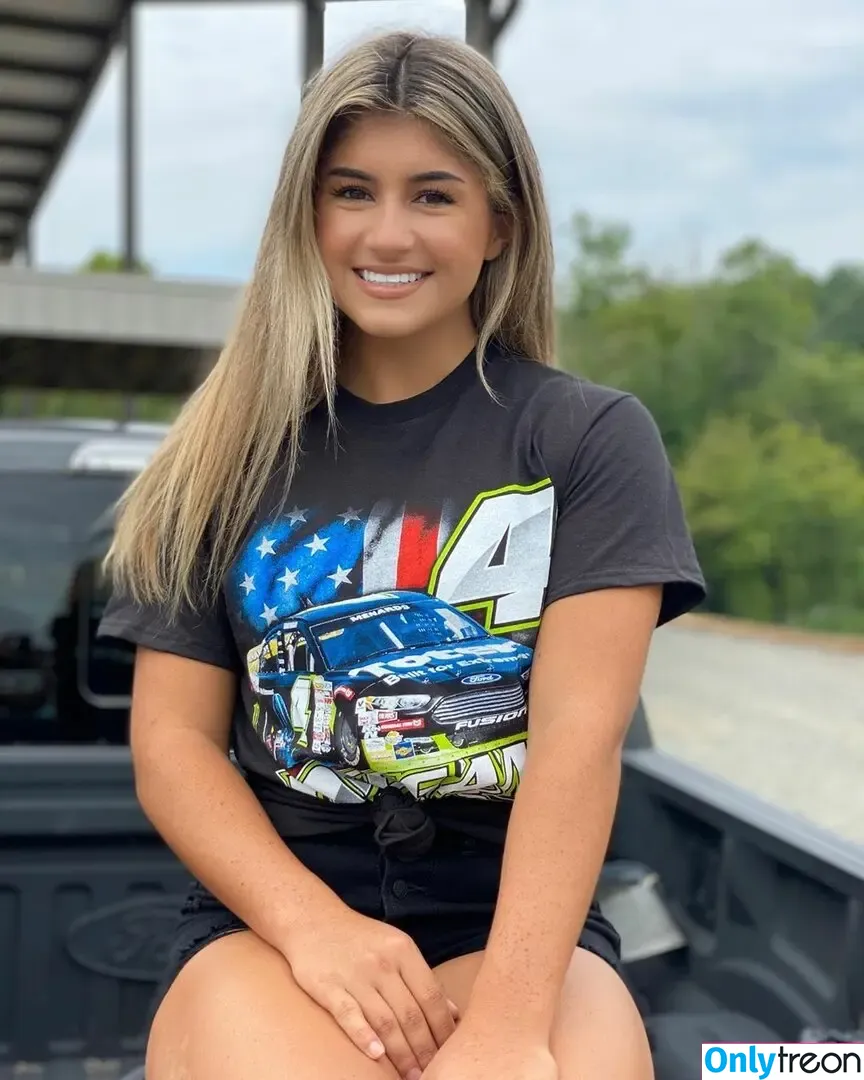 Hailie Deegan nude photo #0163 (hailie_deegan / hailiedeegan)