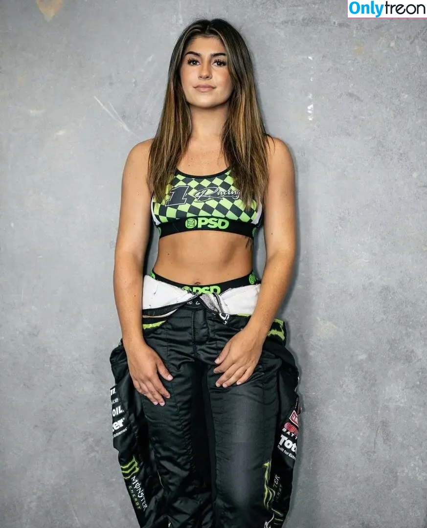 Hailie Deegan nude photo #0164 (hailie_deegan / hailiedeegan)