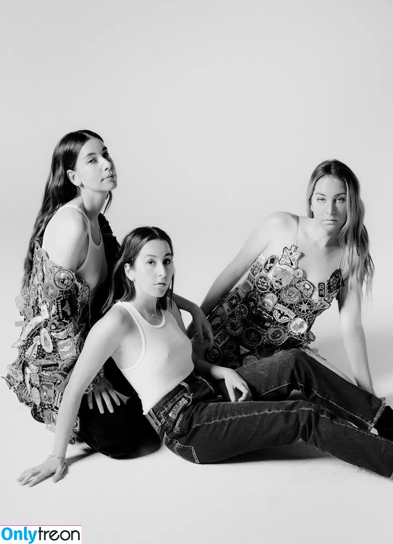 Haim Sisters nude photo #0045 (haimtheband)