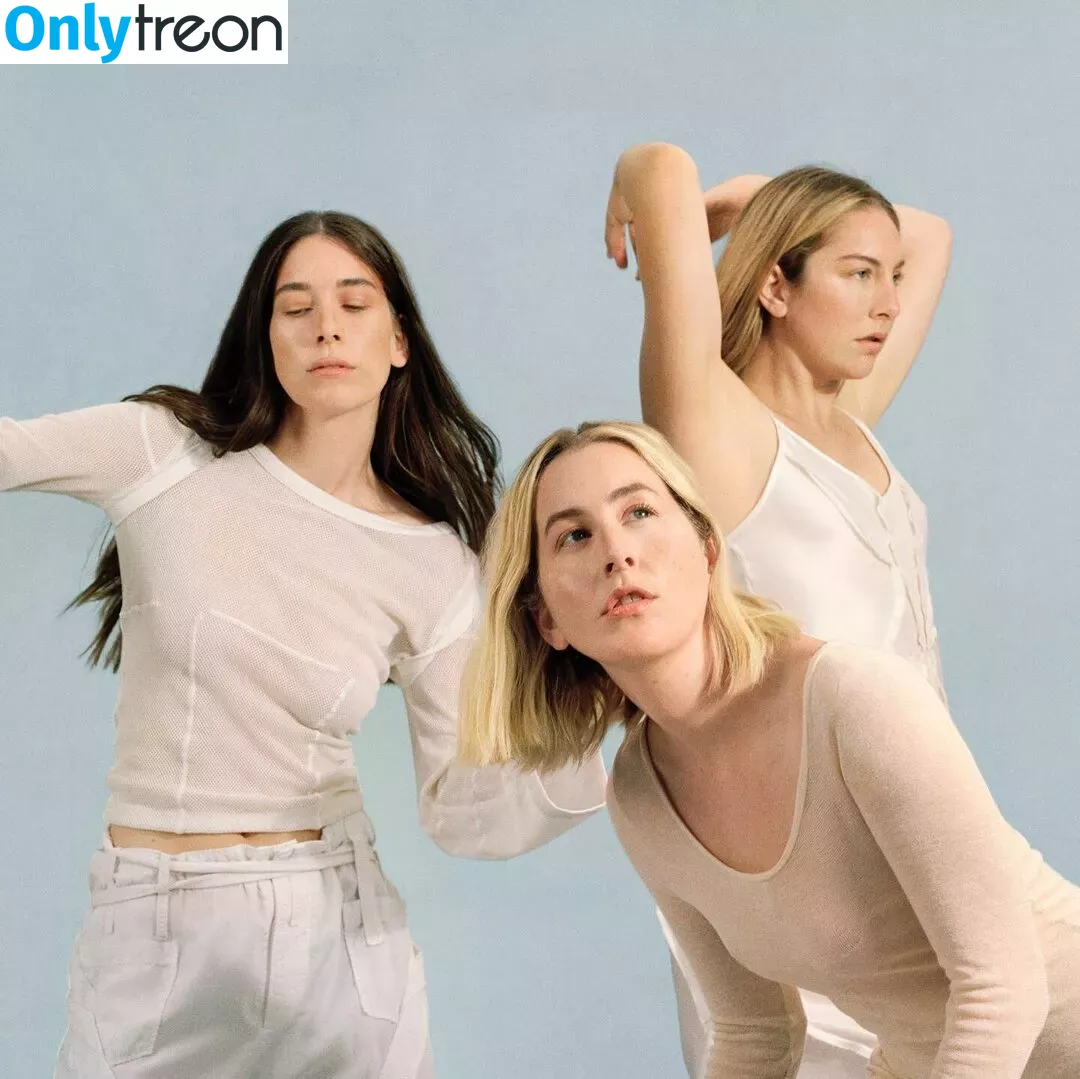 Haim Sisters голая photo #0074 (haimtheband)