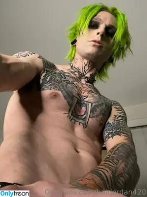 hairjordan420 / 1hairjordan nude photo #0013