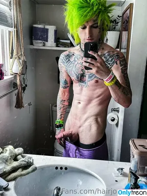 hairjordan420 / 1hairjordan nude photo #0060