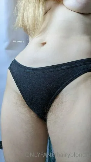 Hairyblondie / Goldie / hair.ybl.ondie фото голая #0109