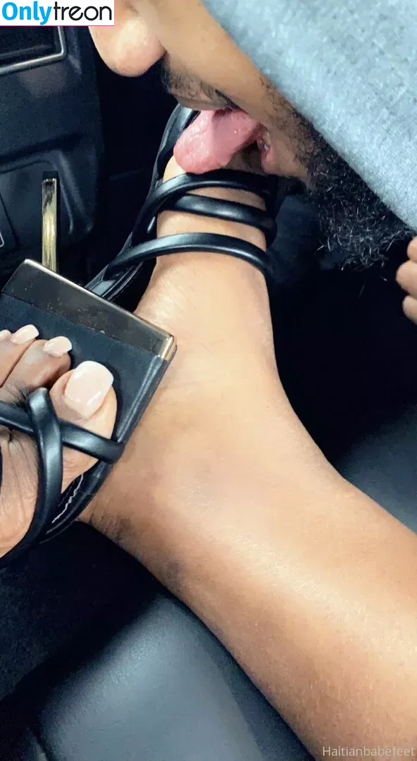 haitian_babefeet nude photo #0064 (lyncey_thequeen)