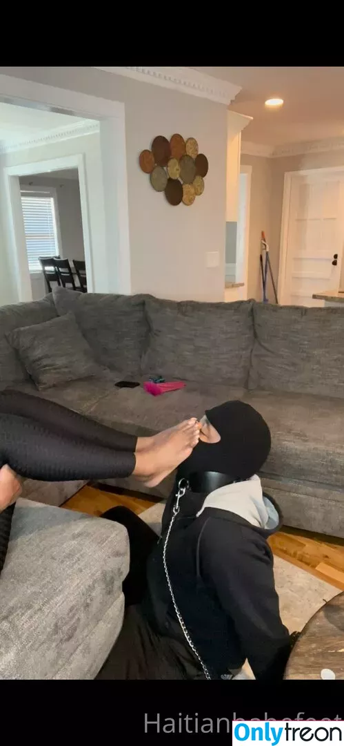 haitian_babefeet nude photo #0072 (lyncey_thequeen)