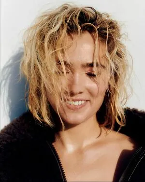 Haley Lu Richardson / haleyluhoo фото голая #0020