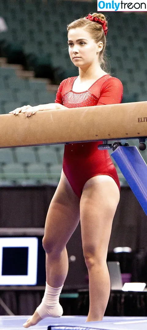 Haley Lu Richardson голая photo #0128 (haleyluhoo)