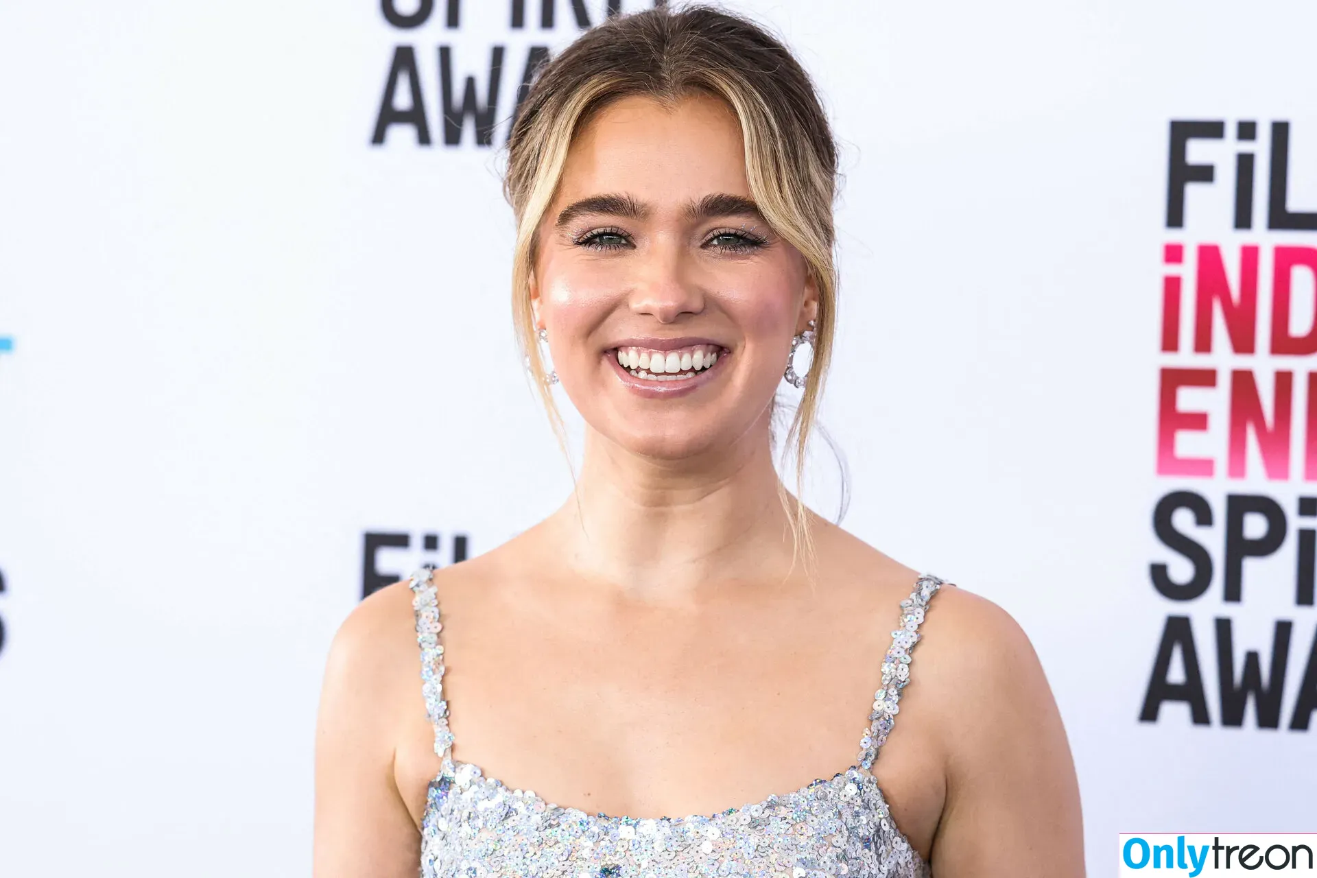 Haley Lu Richardson голая photo #0130 (haleyluhoo)