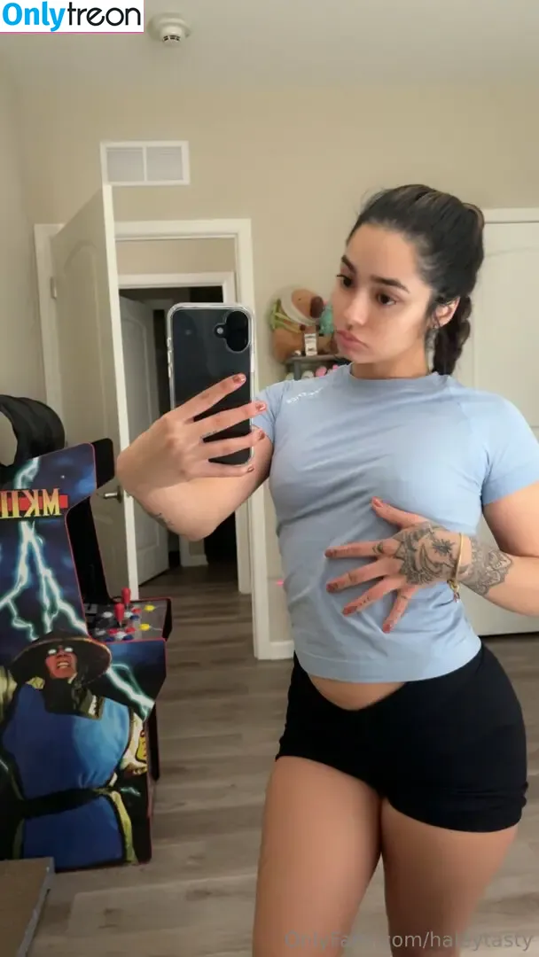 Haleythemartian nude photo #0036 (Simp Chat / hayleytothemax)
