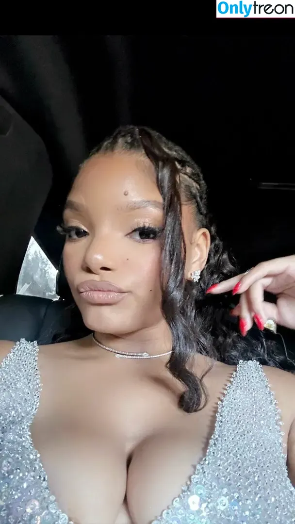 Halle Bailey голая photo #0104 (chloebaileyyy / hallebailey)