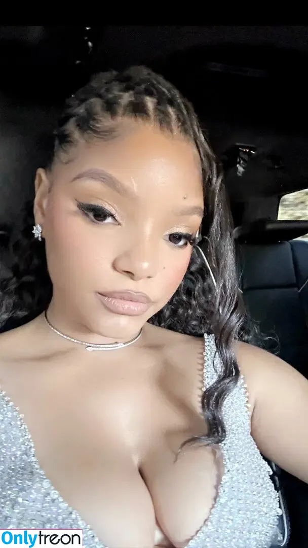 Halle Bailey голая photo #0105 (chloebaileyyy / hallebailey)