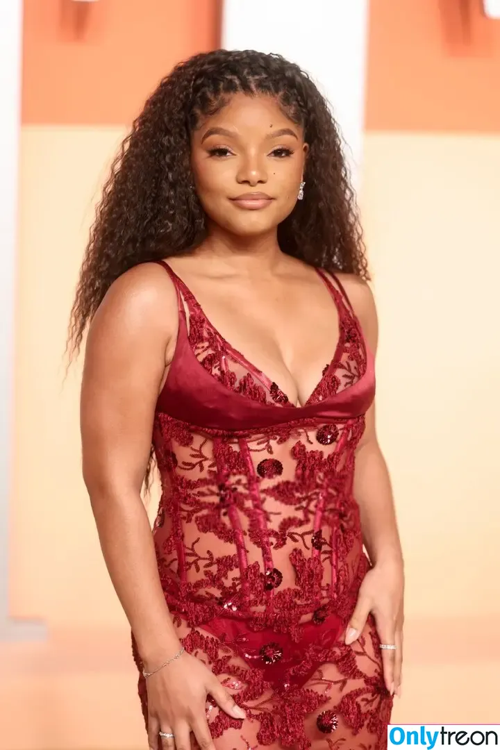 Halle Bailey голая photo #0113 (chloebaileyyy / hallebailey)