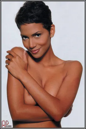 Halle Berry / halleberry / hberry01 nude photo #0015