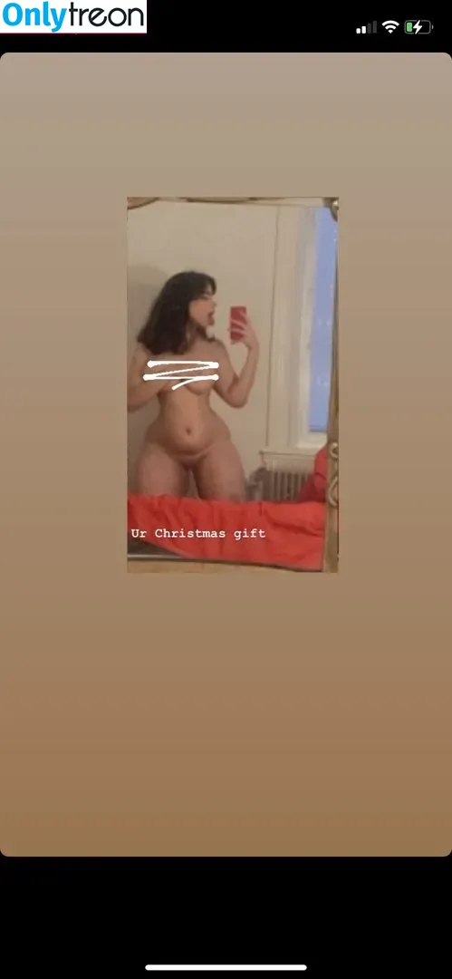 Halola nude photo #0001 (halolalalalal / halolalaolal / kwittybb)