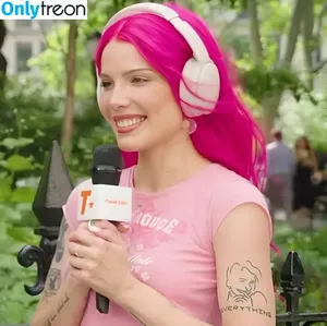 Halsey / iamhalsey / yammahaaa nude photo #0800