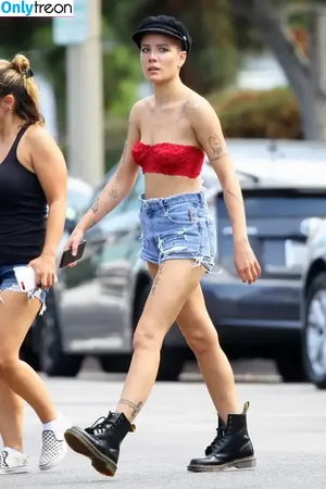 Halsey / iamhalsey / yammahaaa nude photo #0900