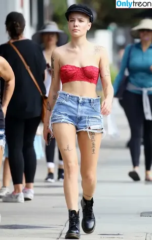 Halsey / iamhalsey / yammahaaa nude photo #0901