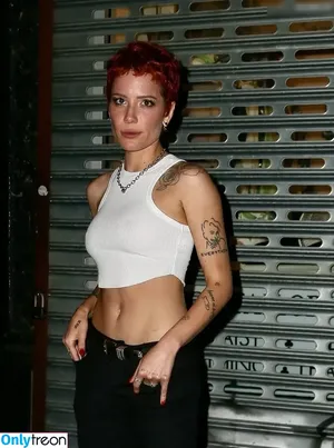 Halsey / iamhalsey / yammahaaa nude photo #0908