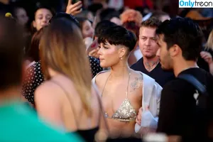 Halsey / iamhalsey / yammahaaa nude photo #0933