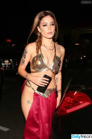 Halsey / iamhalsey / yammahaaa nude photo #0962
