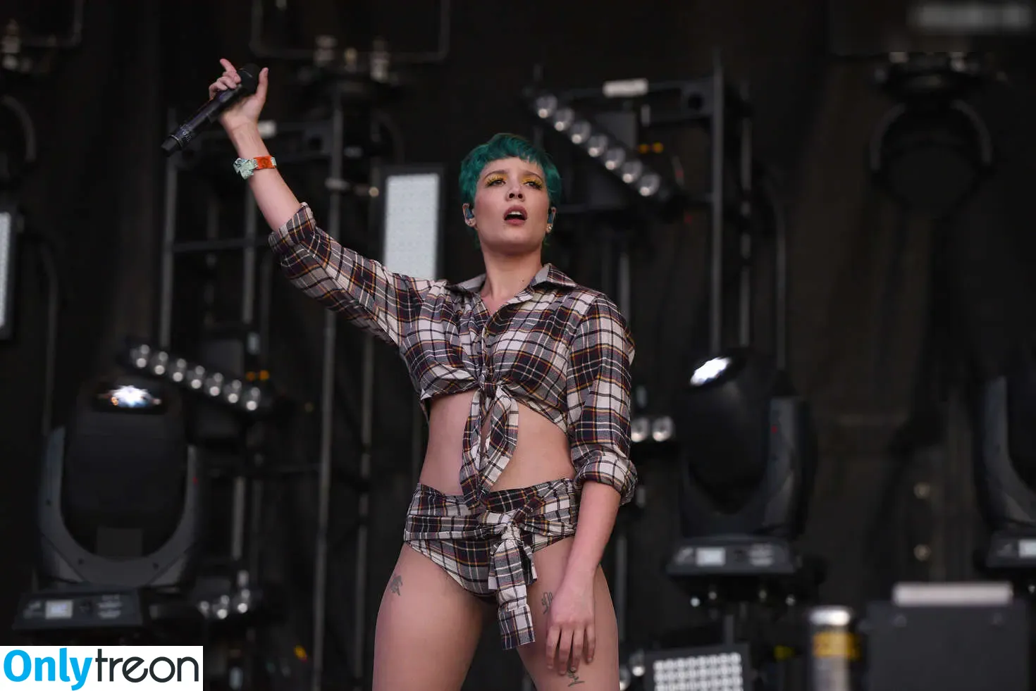 Halsey nude photo #0703 (iamhalsey / yammahaaa)