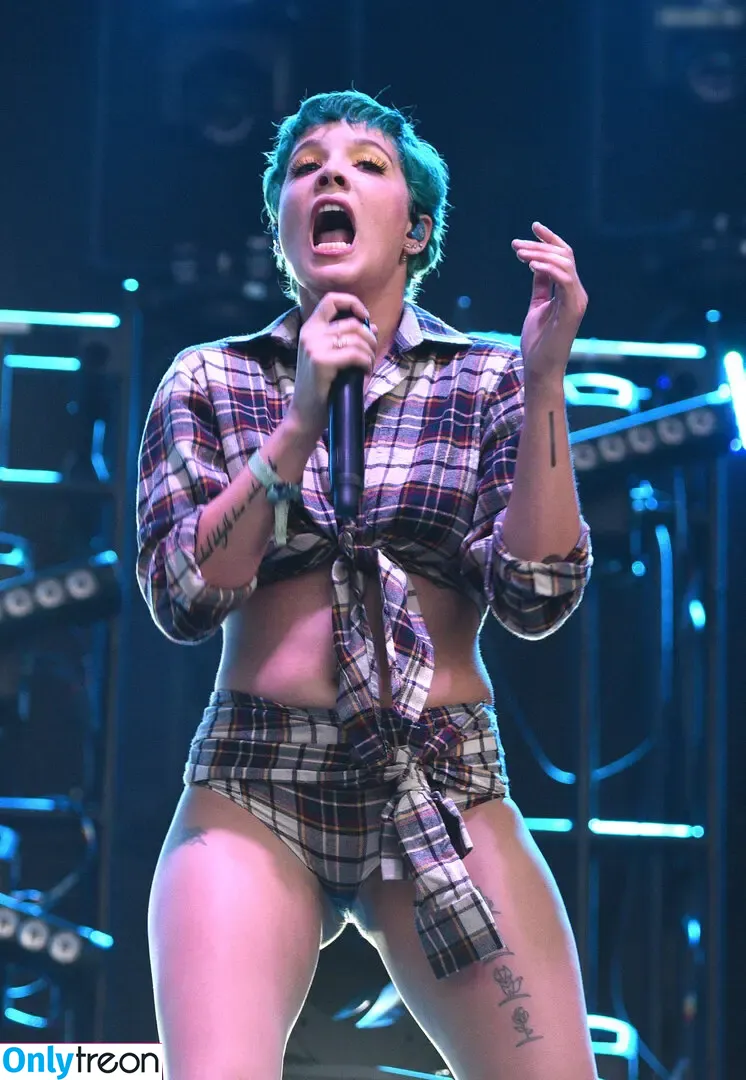 Halsey nude photo #0705 (iamhalsey / yammahaaa)