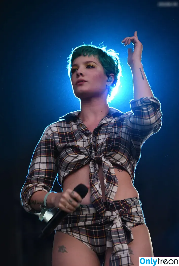 Halsey голая photo #0714 (iamhalsey / yammahaaa)