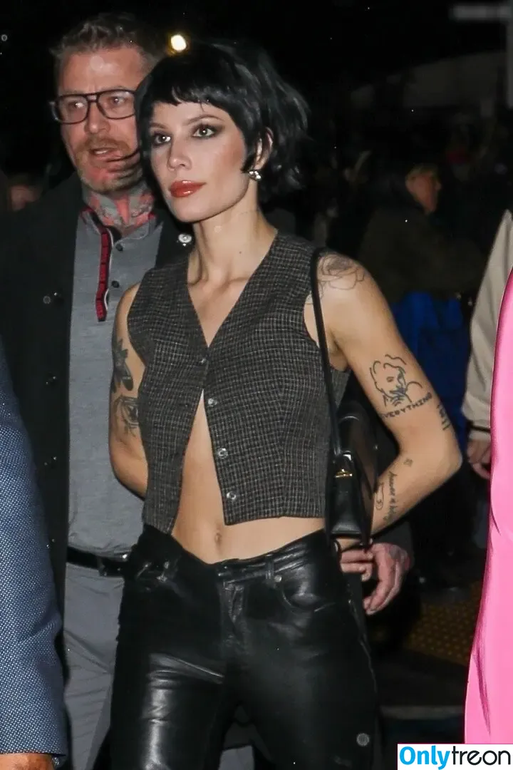 Halsey nude photo #0750 (iamhalsey / yammahaaa)
