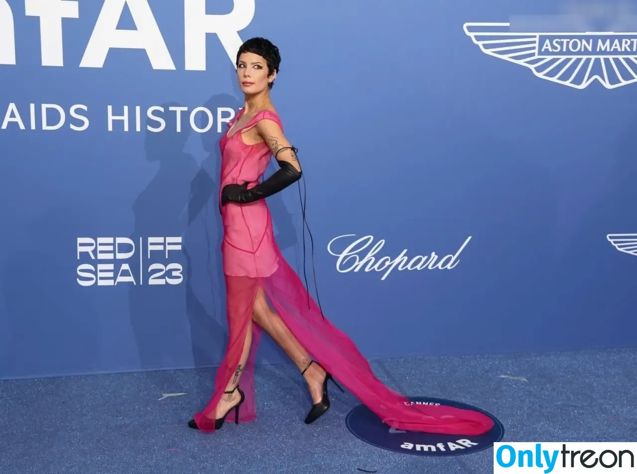 Halsey nude photo #0765 (iamhalsey / yammahaaa)