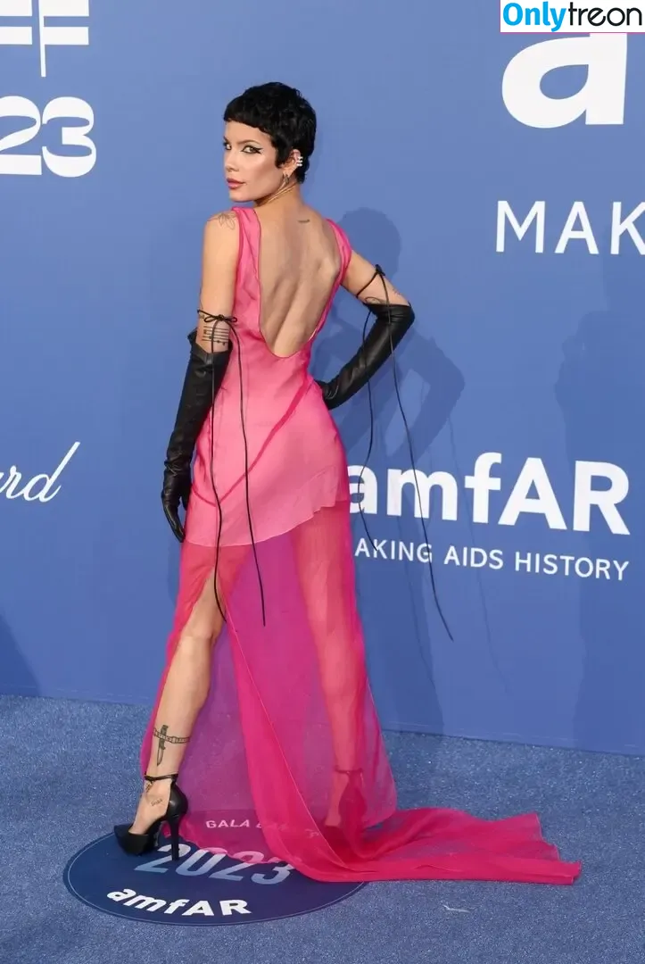 Halsey nude photo #0766 (iamhalsey / yammahaaa)