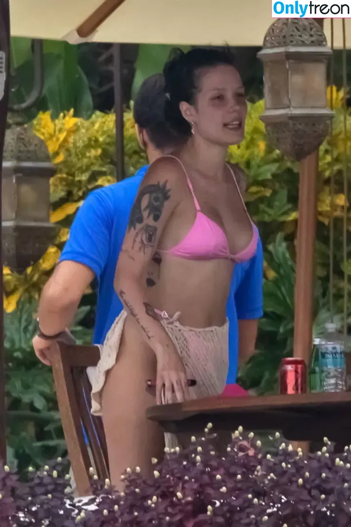 Halsey nude photo #0834 (iamhalsey / yammahaaa)