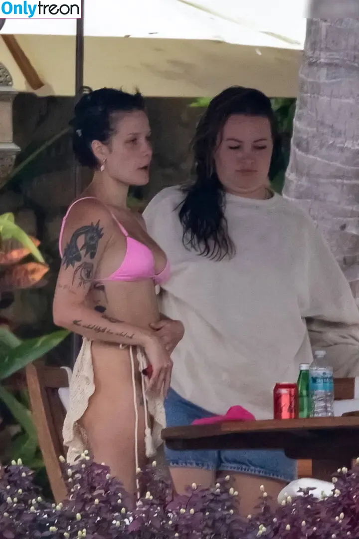 Halsey nude photo #0837 (iamhalsey / yammahaaa)