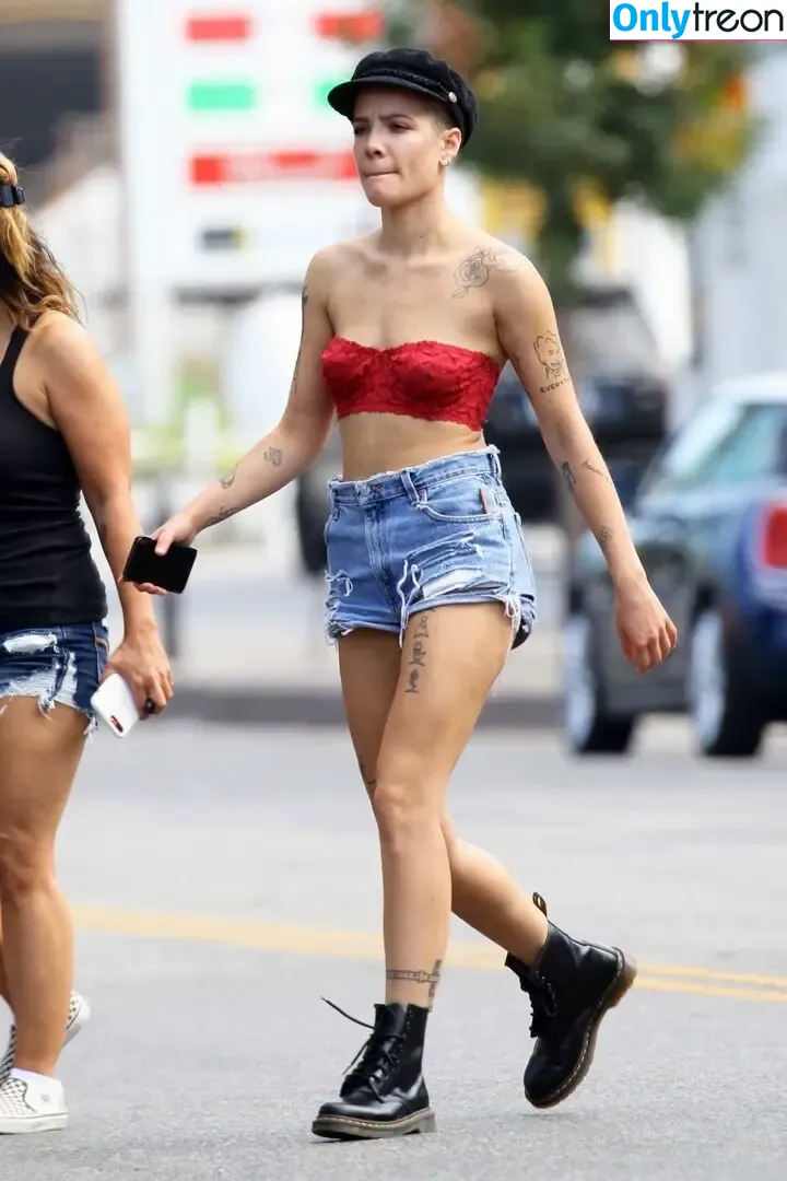 Halsey голая photo #0903 (iamhalsey / yammahaaa)