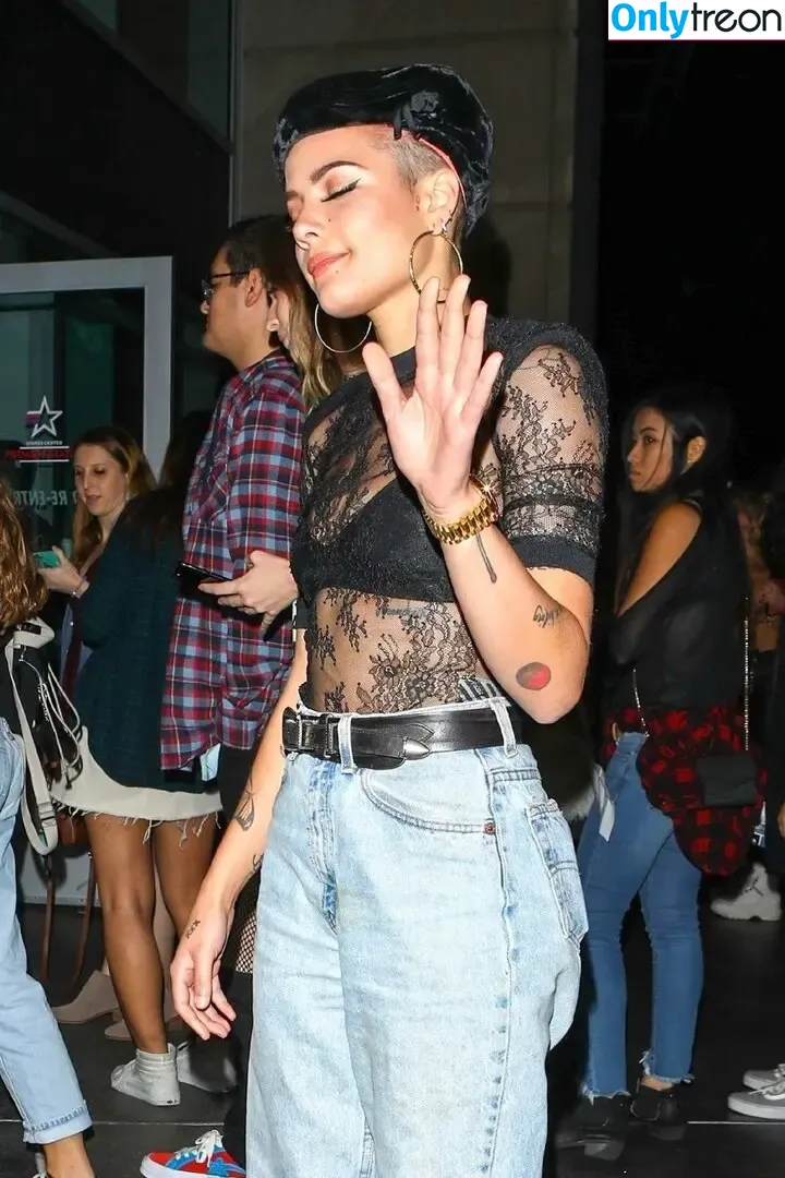 Halsey nude photo #0913 (iamhalsey / yammahaaa)