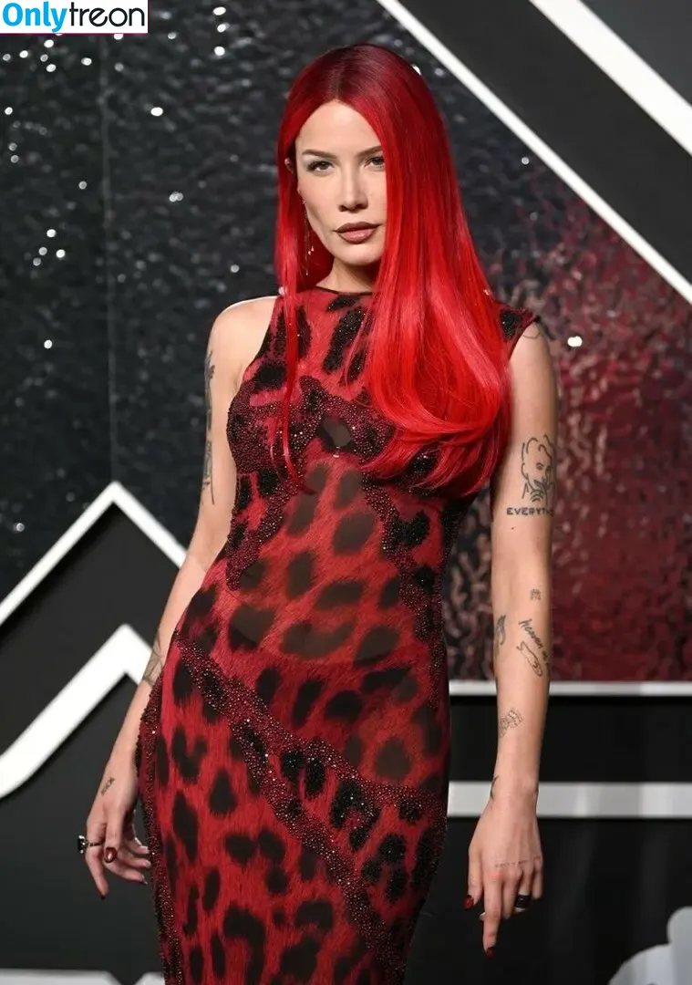 Halsey nude photo #0951 (iamhalsey / yammahaaa)