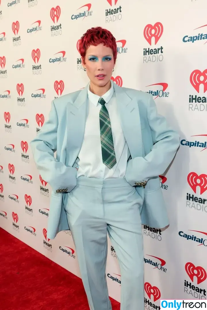 Halsey голая photo #0983 (iamhalsey / yammahaaa)