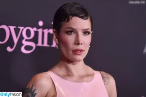 Halsey / iamhalsey / yammahaaa nude photo #1090