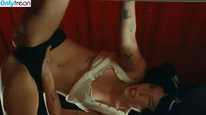 Halsey / iamhalsey / yammahaaa nude photo #1109