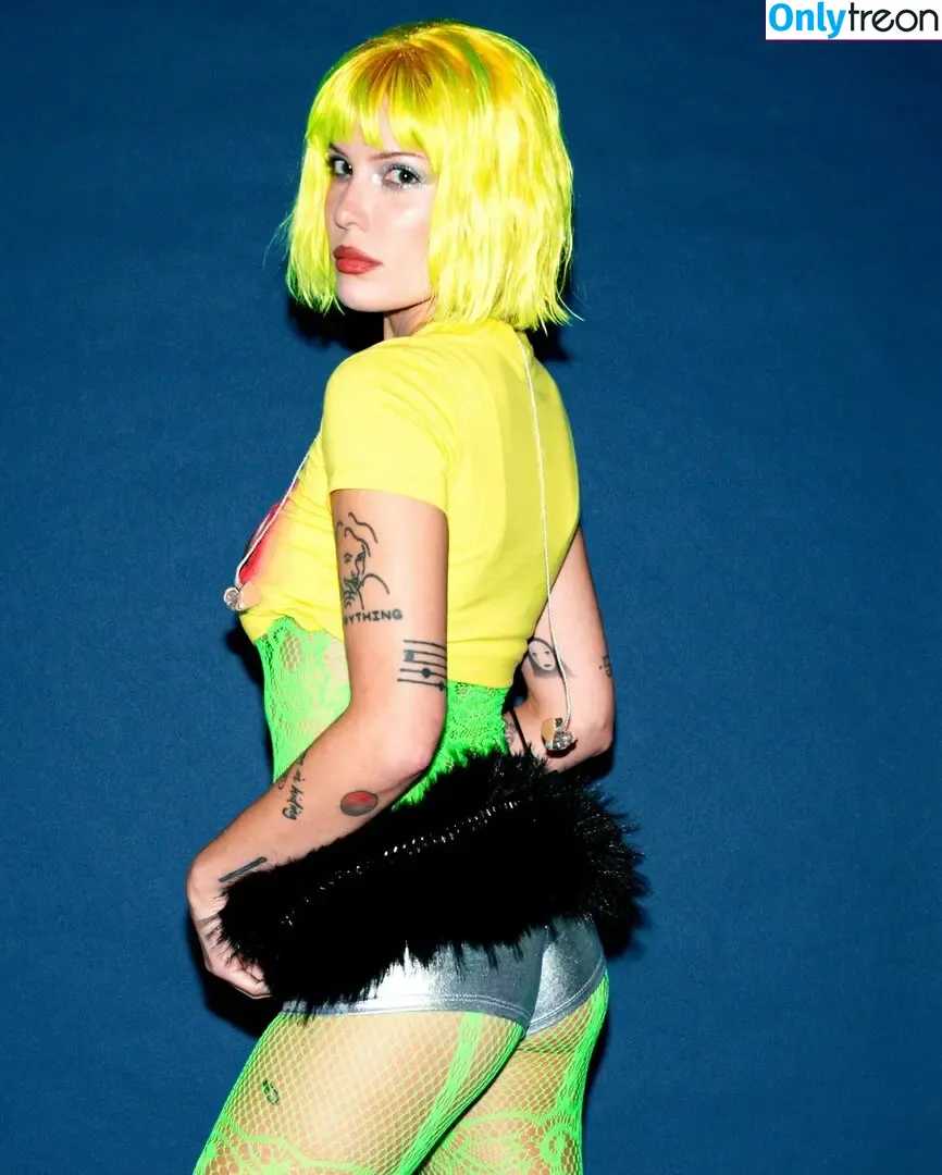 Halsey nude photo #1283 (iamhalsey / yammahaaa)
