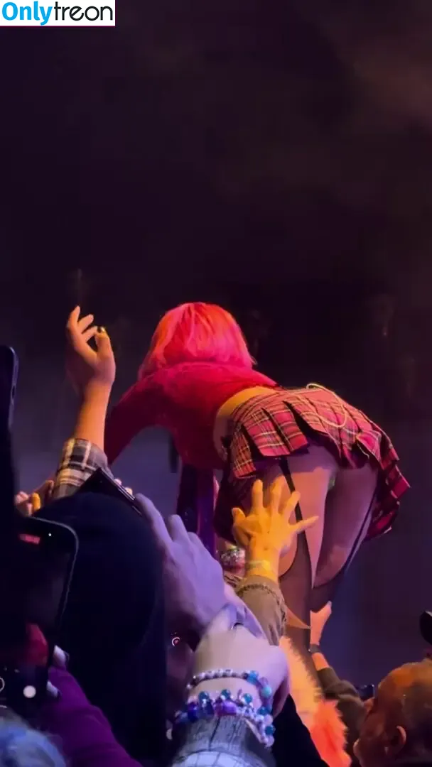 Halsey голая photo #1315 (iamhalsey / yammahaaa)