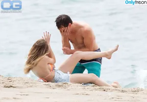 Halston Sage / halstonsage фото голая #0234