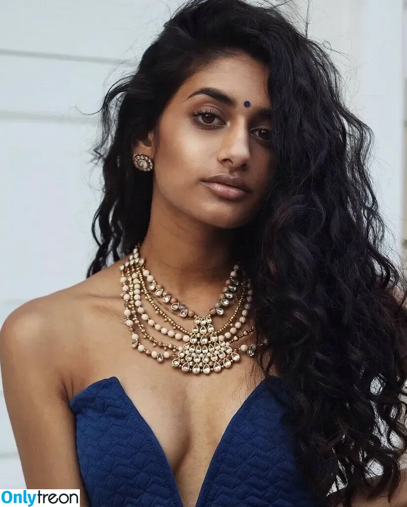 Hamel Patel nude photo #0007 (Hamelpatel_)