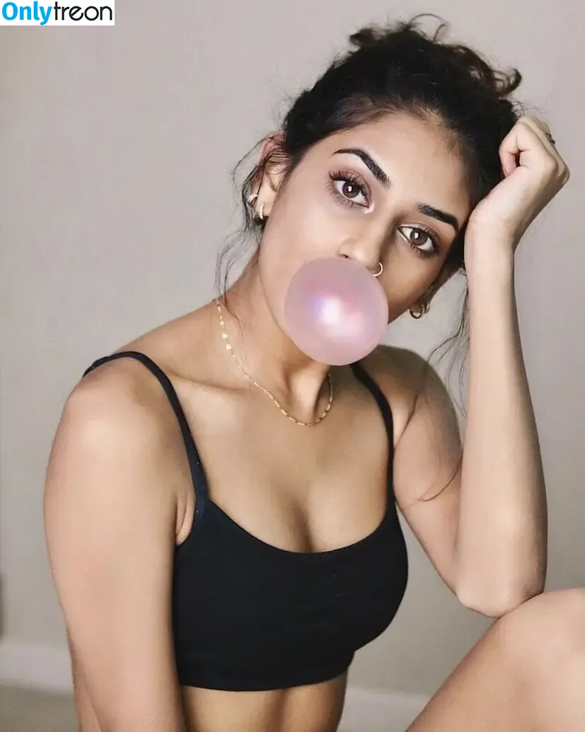 Hamel Patel nude photo #0009 (Hamelpatel_)
