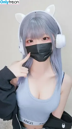 hamusuk_k / hamham_sk / 甘噛みはむちゃん nude photo #0011