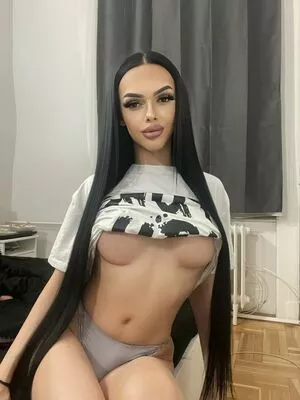 Hamza Alexa / hamzaalexa / hamzaalexxa / lexahamzaa nude photo #0023