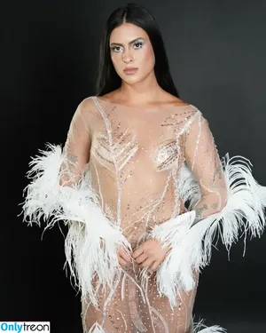 Hana Khalil / khalilhana nude photo #0010