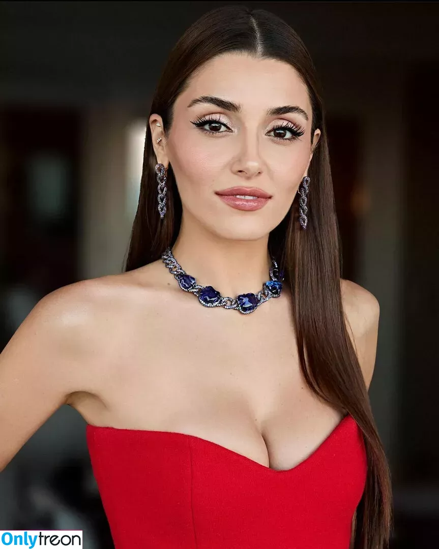 Hande Ercel голая photo #0170 (handemiyy)