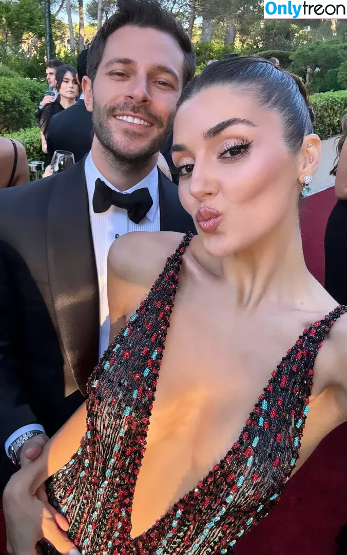 Hande Ercel голая photo #0181 (handemiyy)