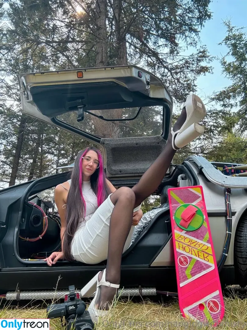 hangingwithmisty nude photo #0016 (hangingwithmisty)